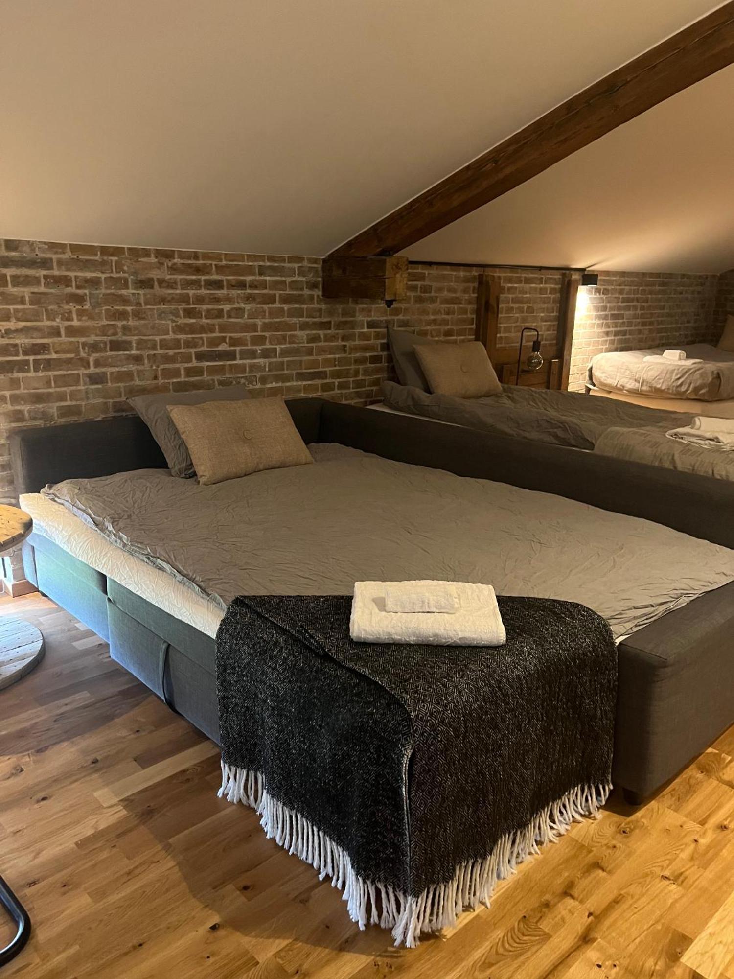 Spirit Bed & Breakfast Ekeby  Buitenkant foto